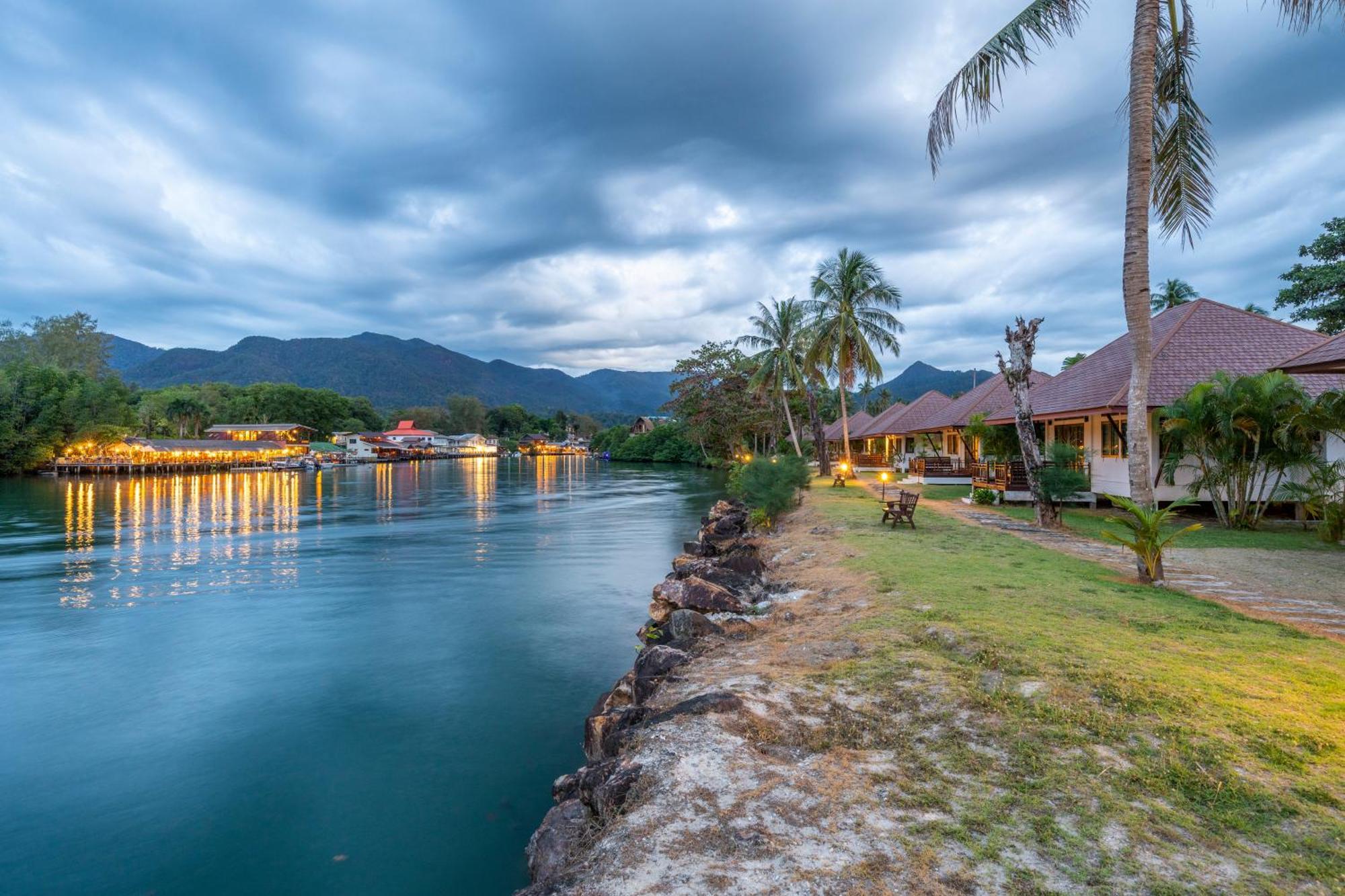 Koh Chang Longstay Resort Bagian luar foto
