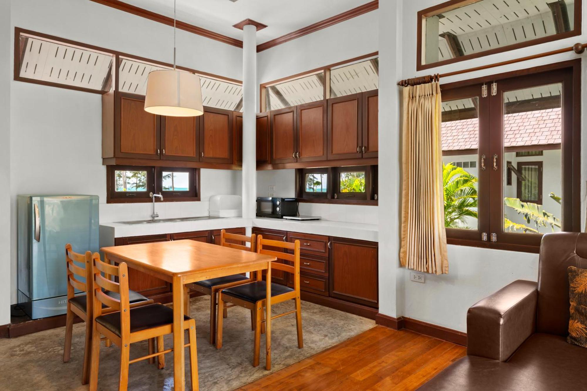 Koh Chang Longstay Resort Bagian luar foto